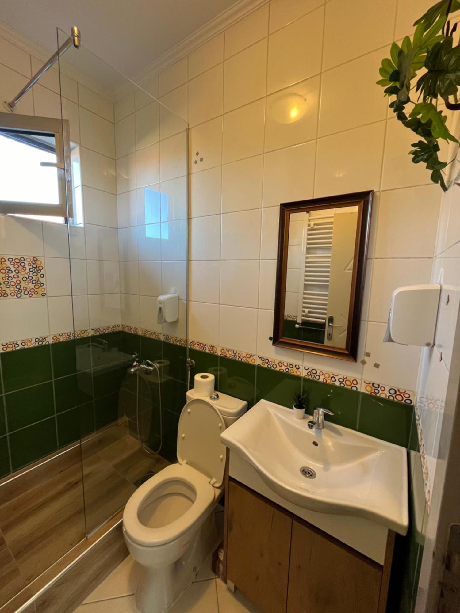 Airport Sky Apartments Lux II Beograd Bagian luar foto